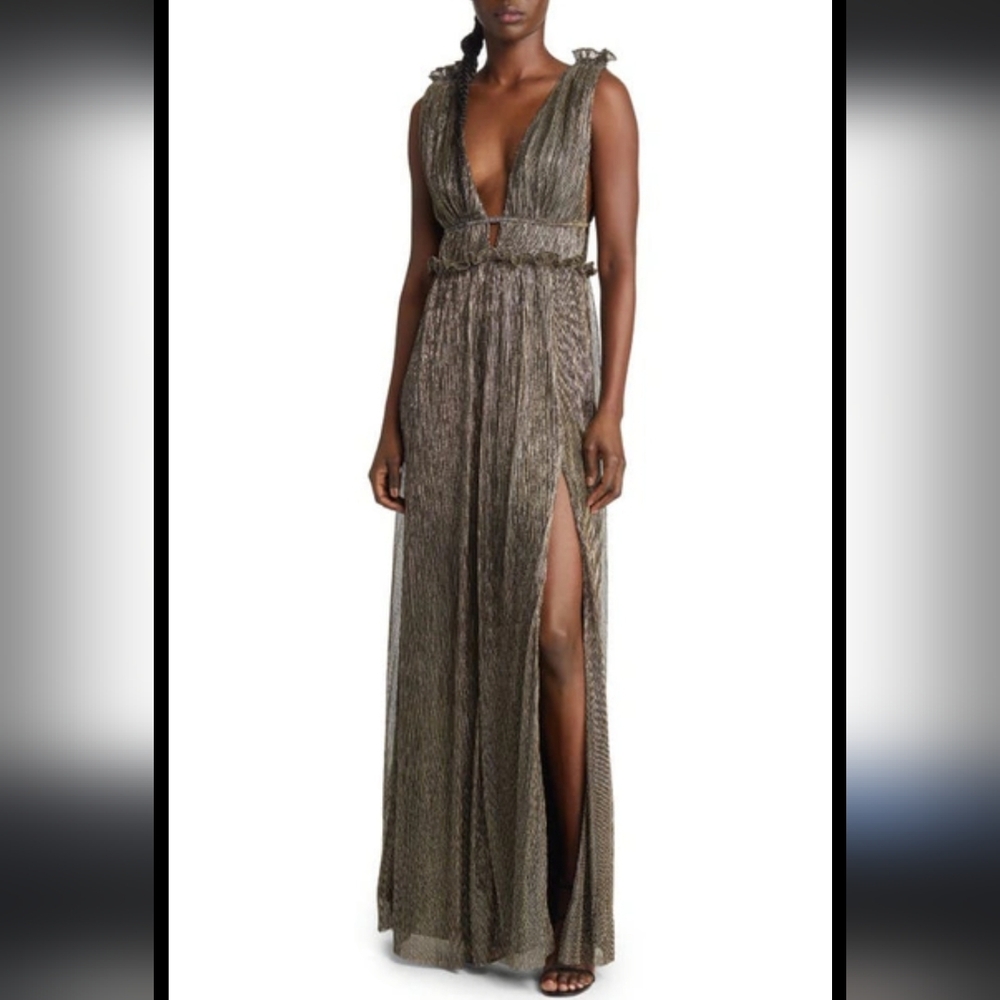 Lulu's NWT Metallic Gold Sleeveless Deep V Maxi Dress Size Medium